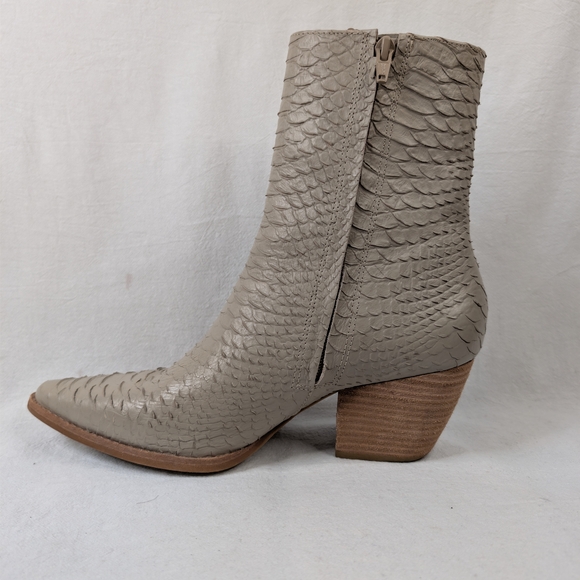 Matisse Shoes - MATISSE Caty Taupe Python Embossed Leather Western Pointed Toe Boots 8.5
